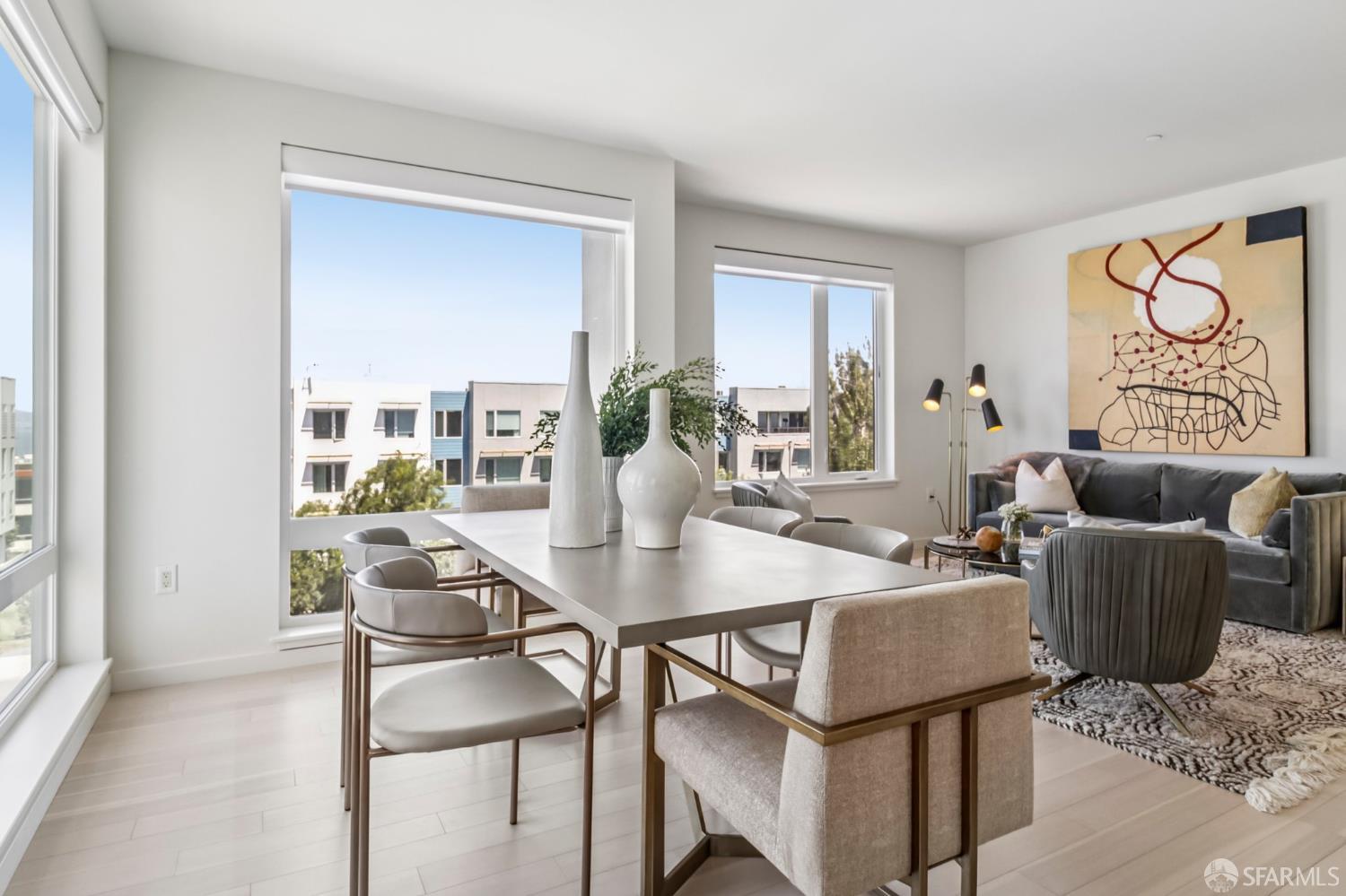 51 Innes Court # 403