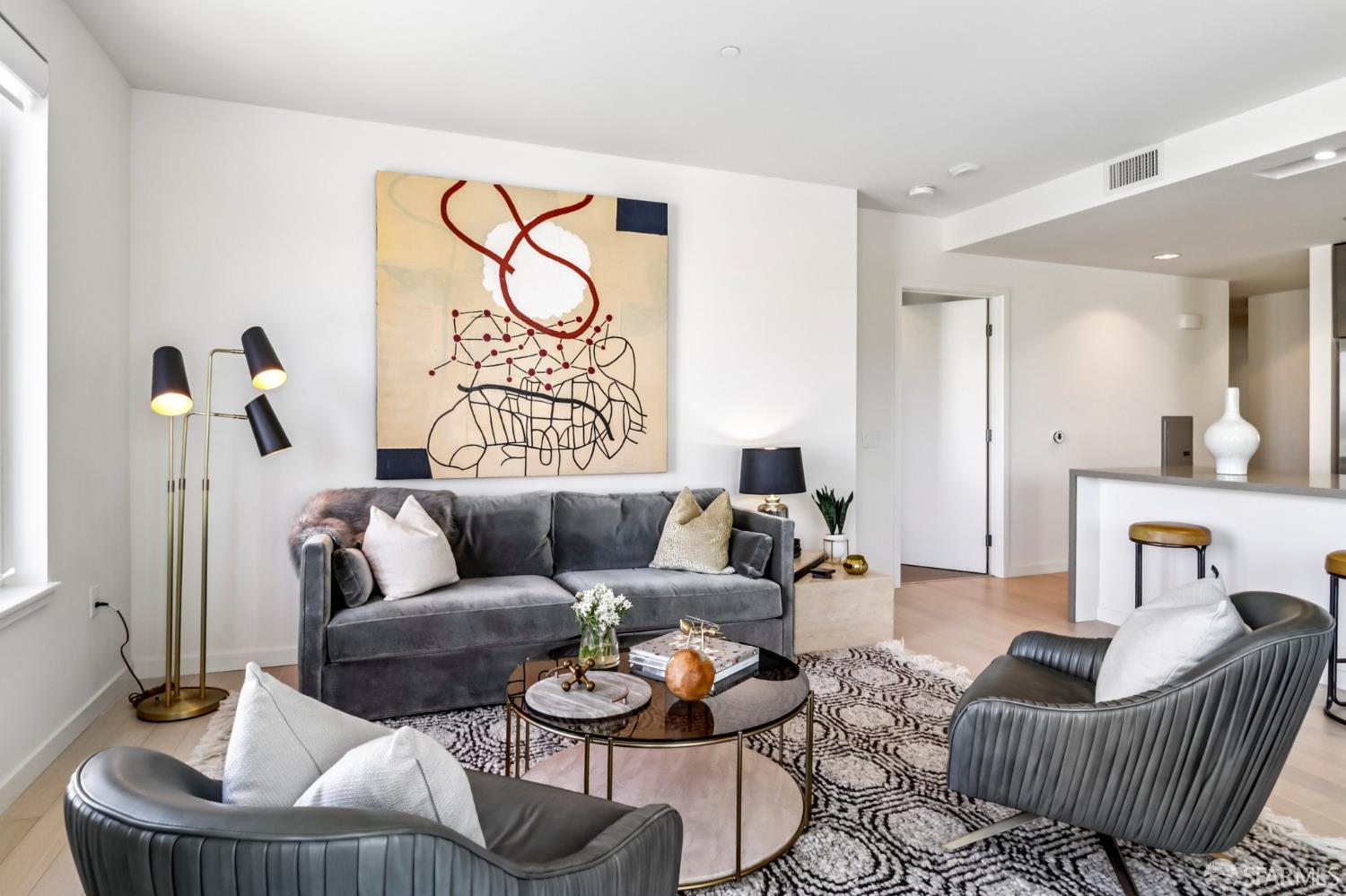 51 Innes Court # 403