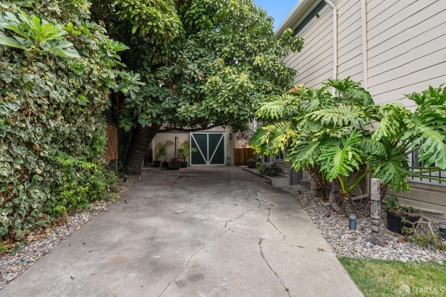 710 24th Street