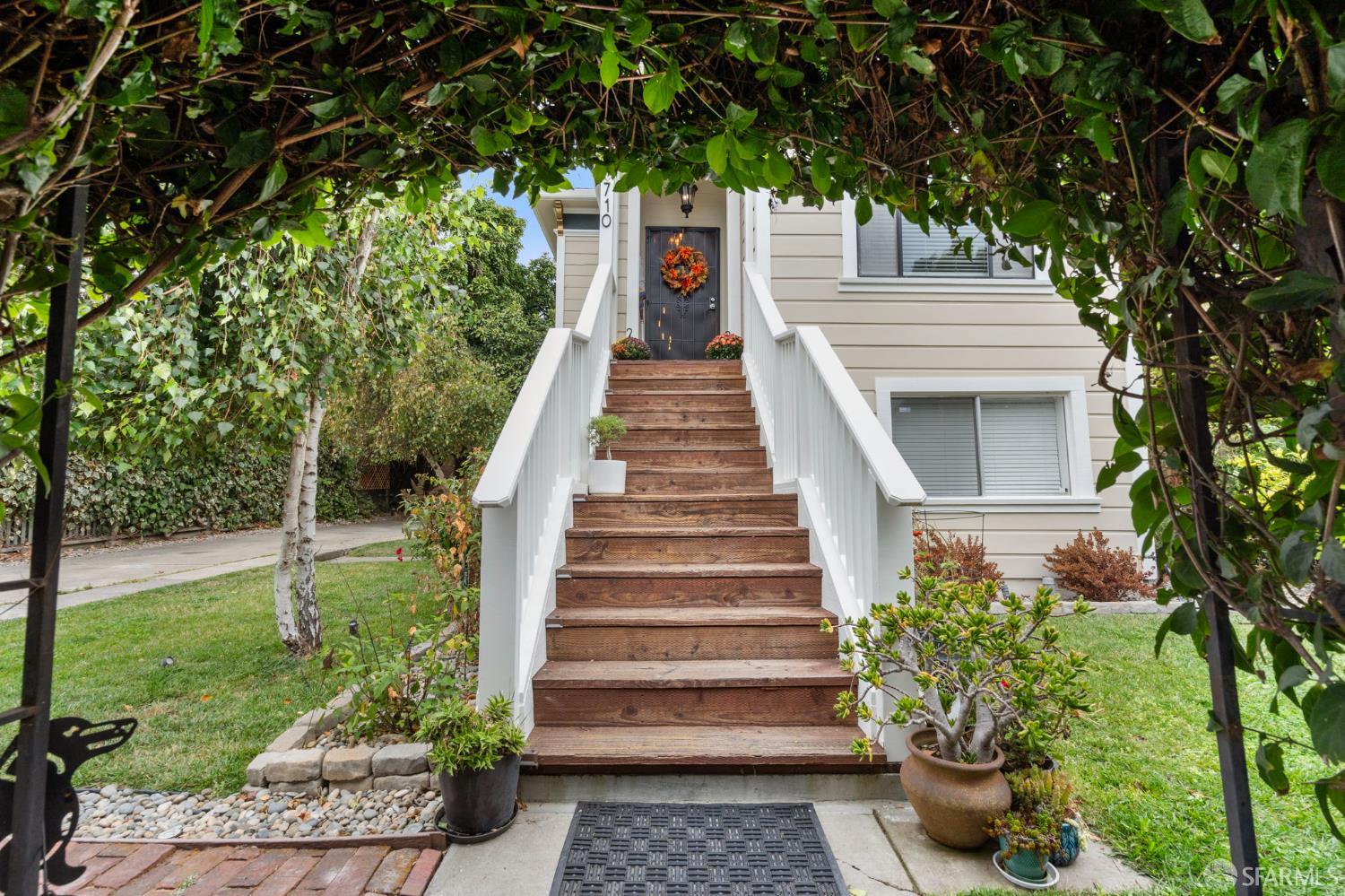 710 24th Street