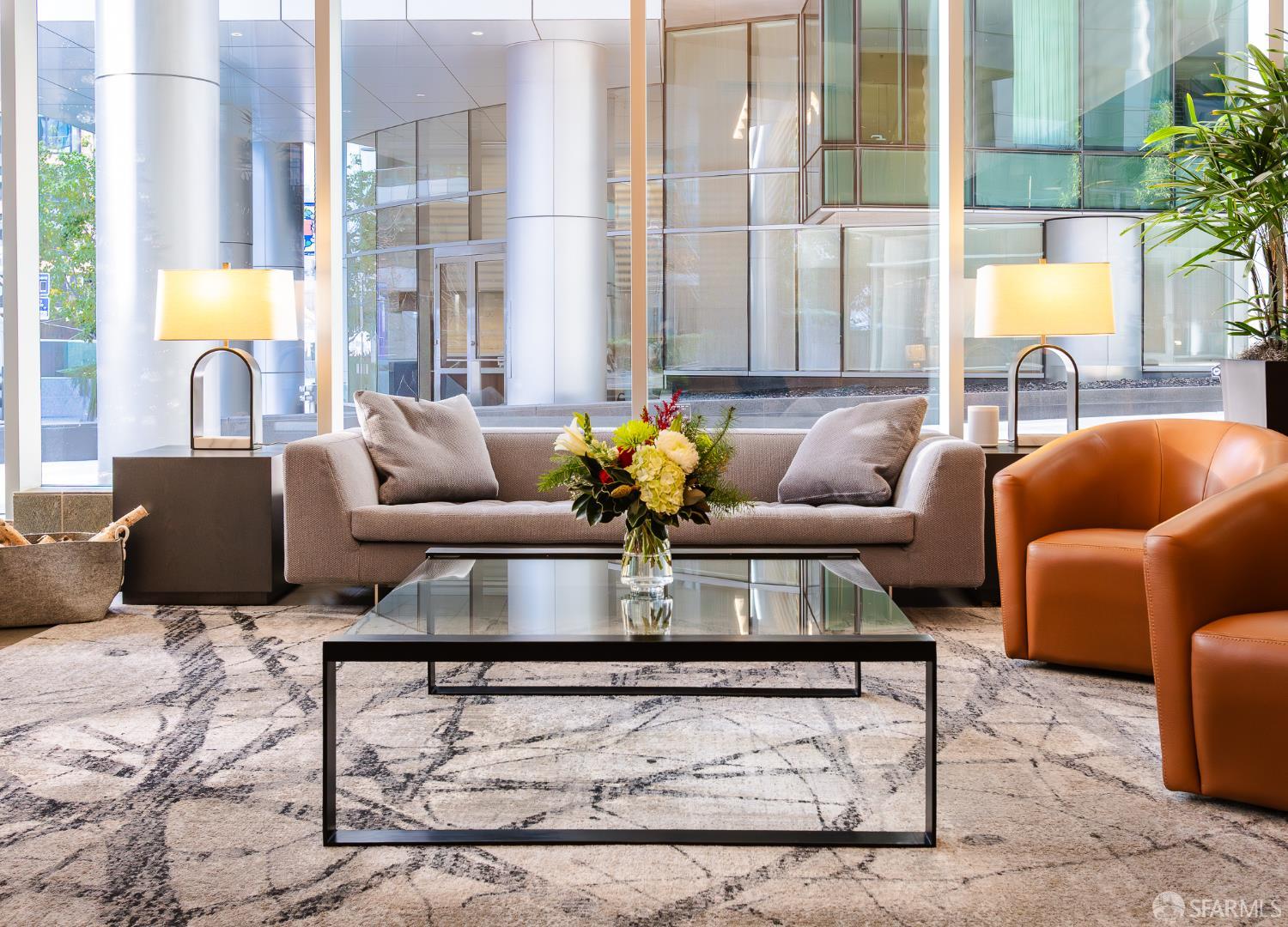 301 Main Street # 16H