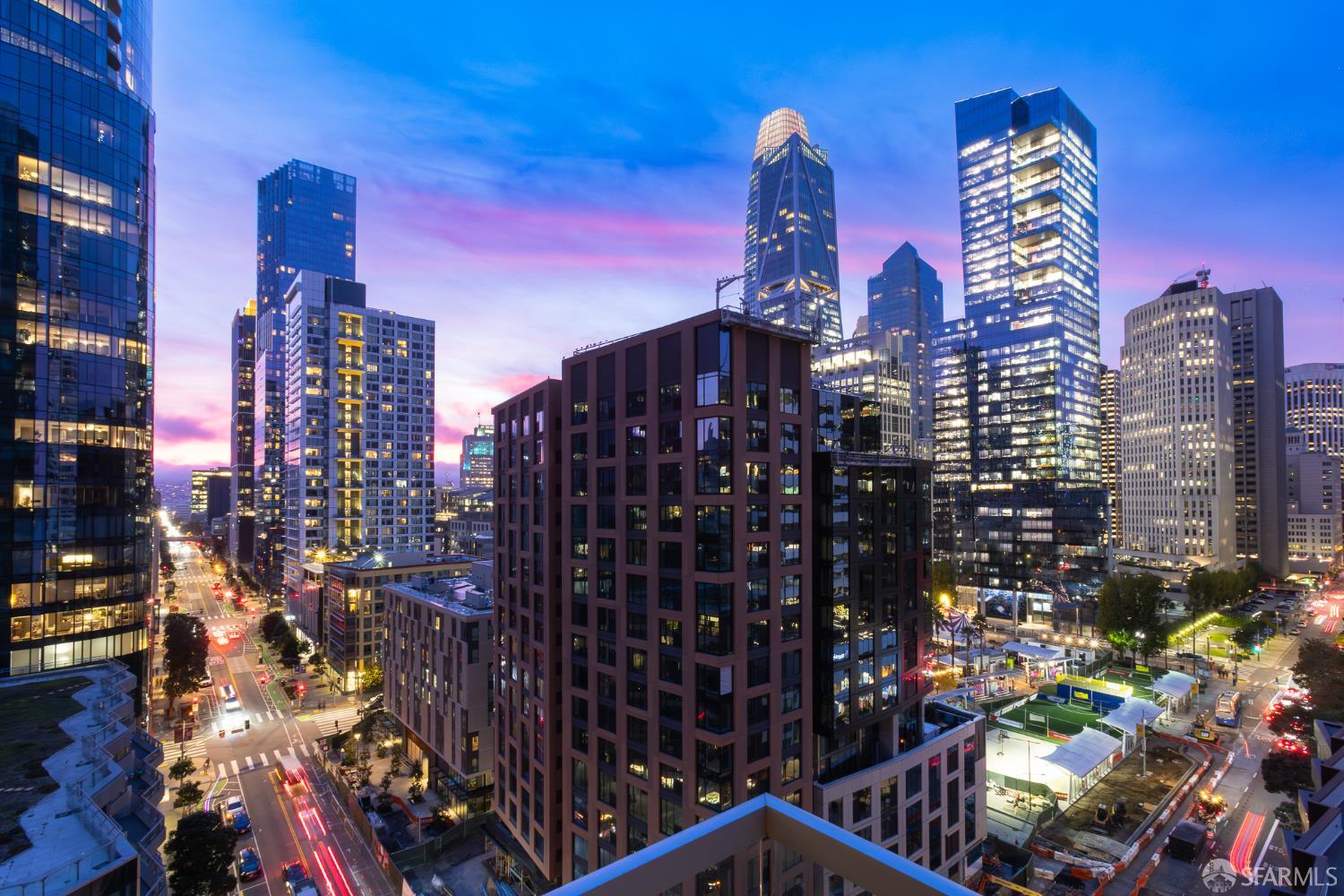 301 Main Street # 16H