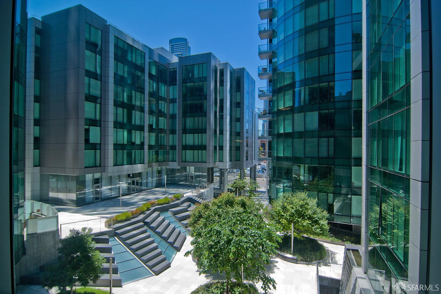 301 Main Street # 16H