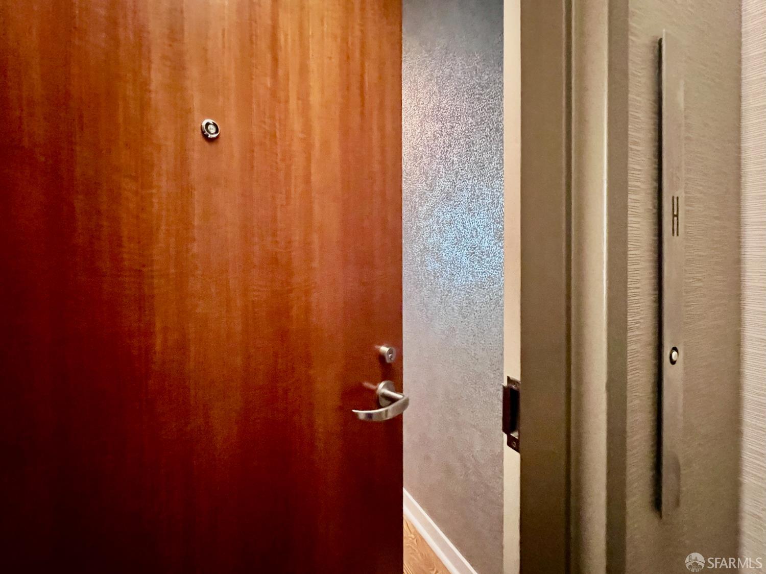 301 Main Street # 16H