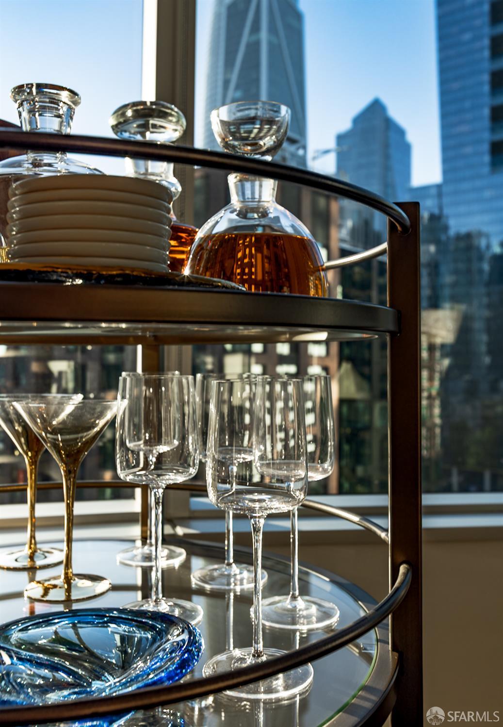 301 Main Street # 16H