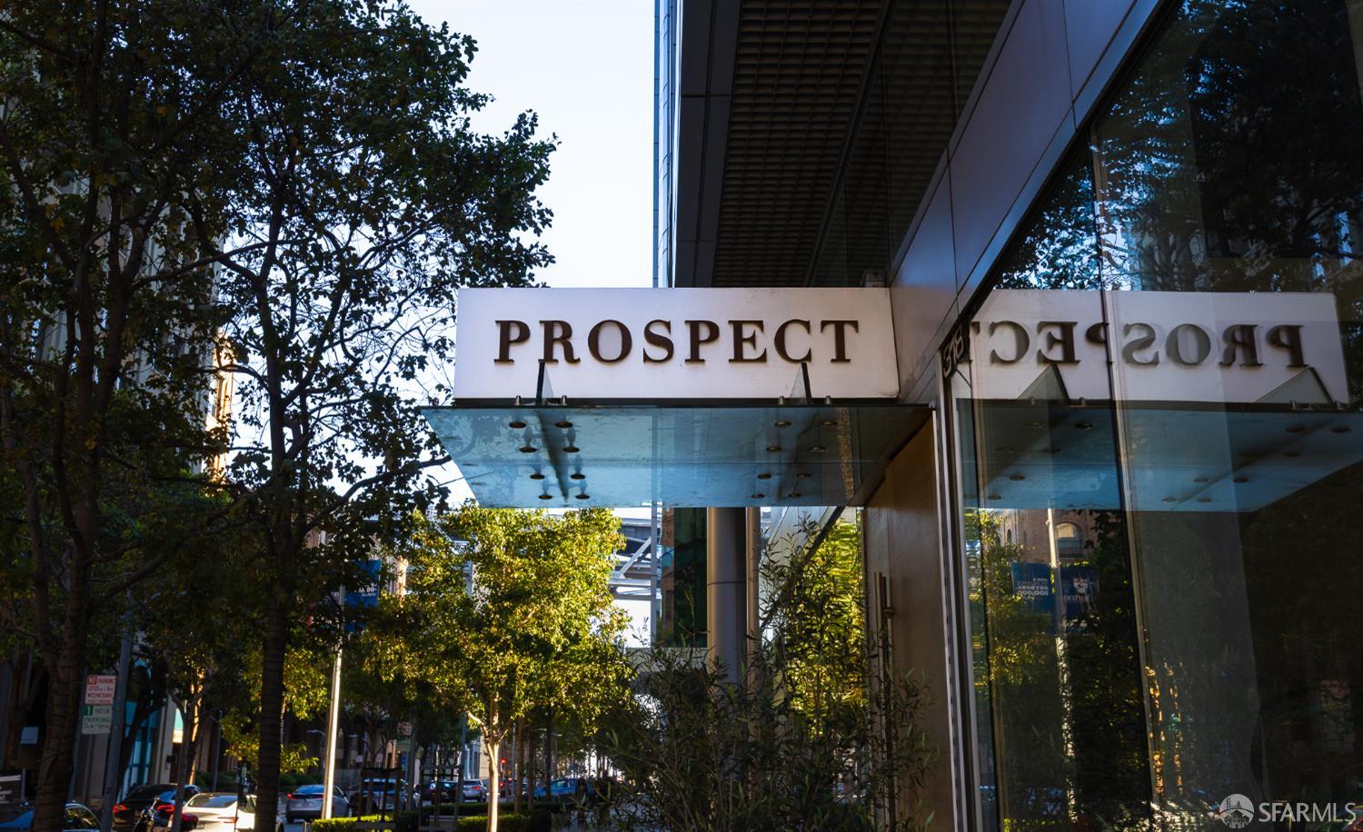 301 Main Street # 16H