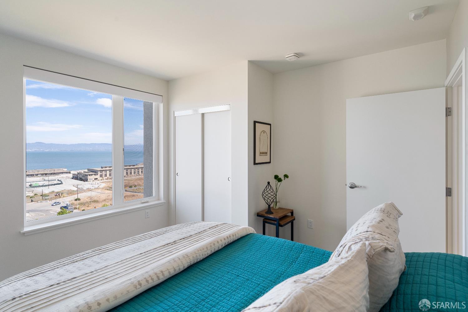 52 Innes Court # 402