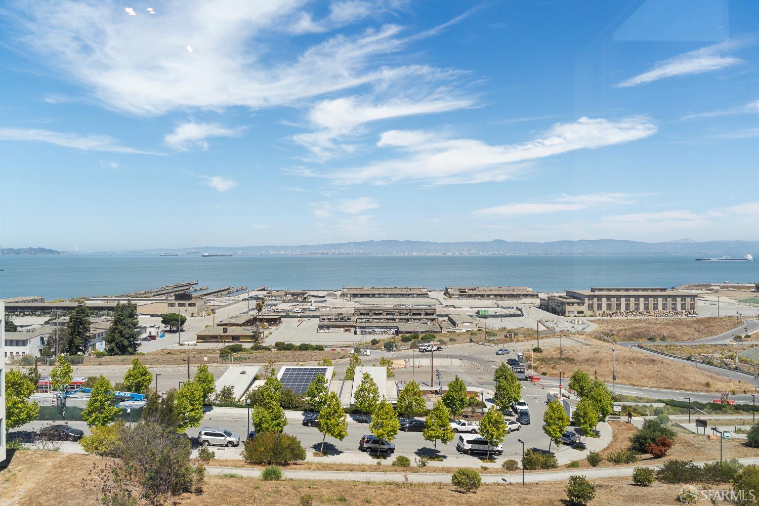 52 Innes Court # 402