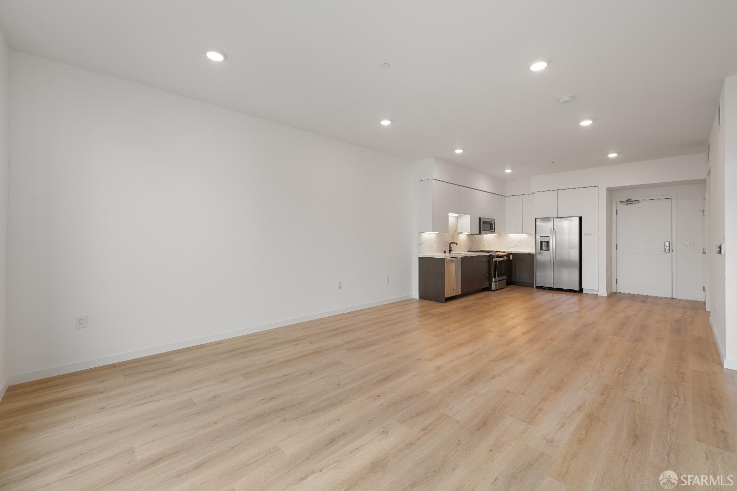 52 SW Kirkwood Avenue # 414