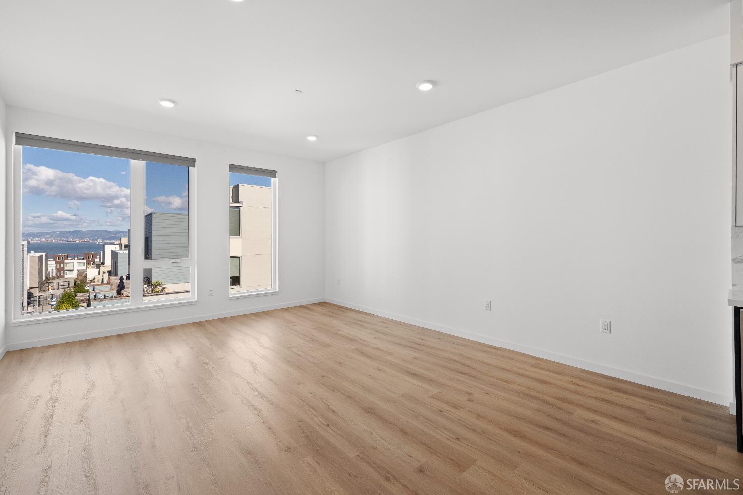 52 SW Kirkwood Avenue # 414