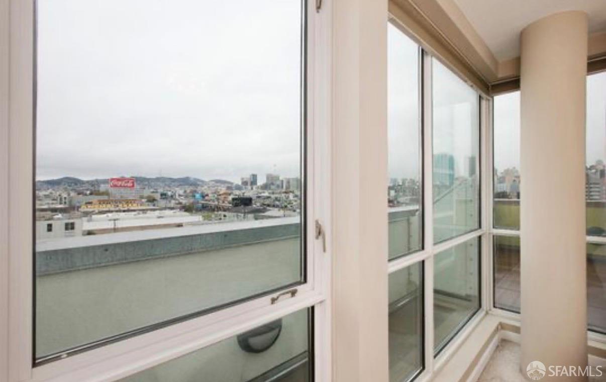 555 4th Street # 825