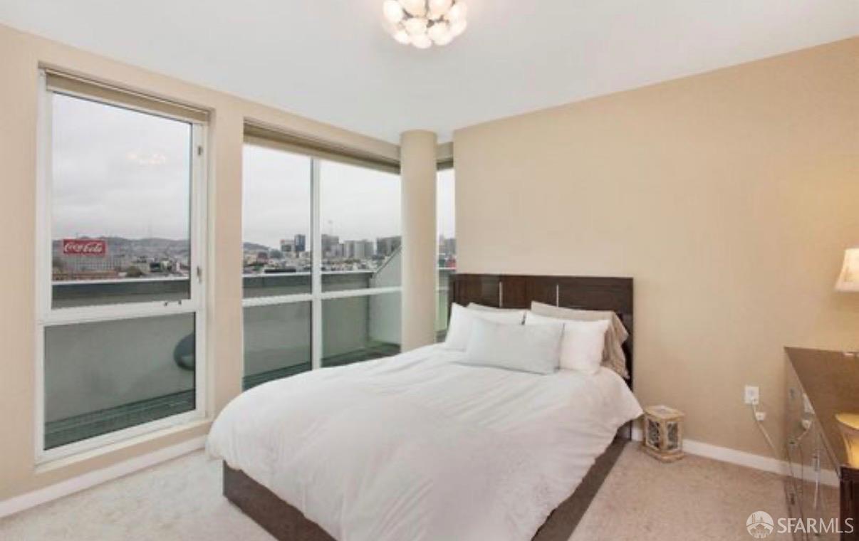 555 4th Street # 825