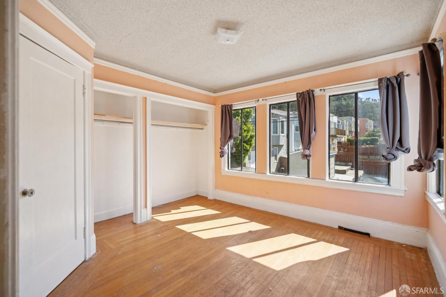 25 Claremont Boulevard