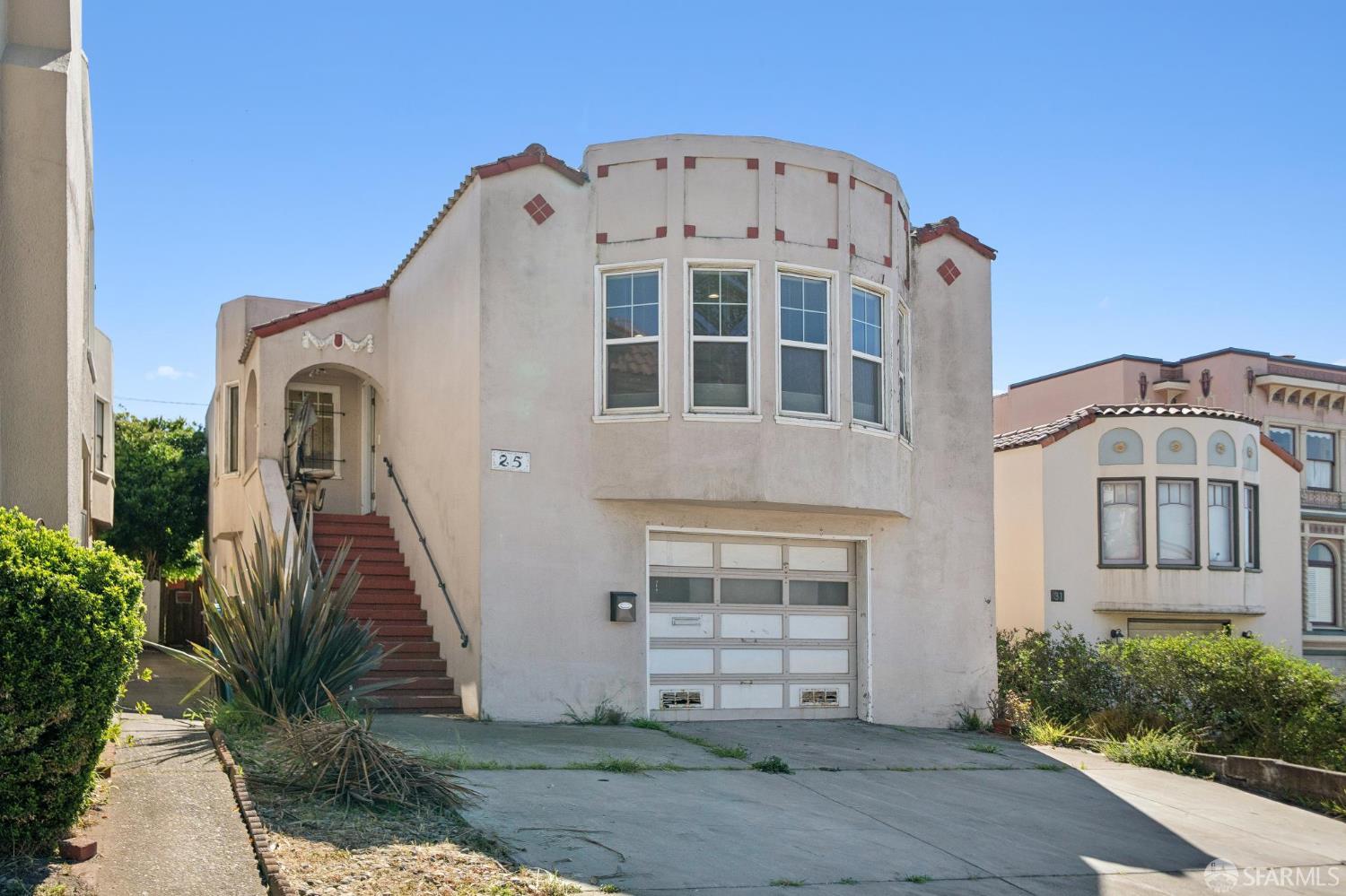 25 Claremont Boulevard