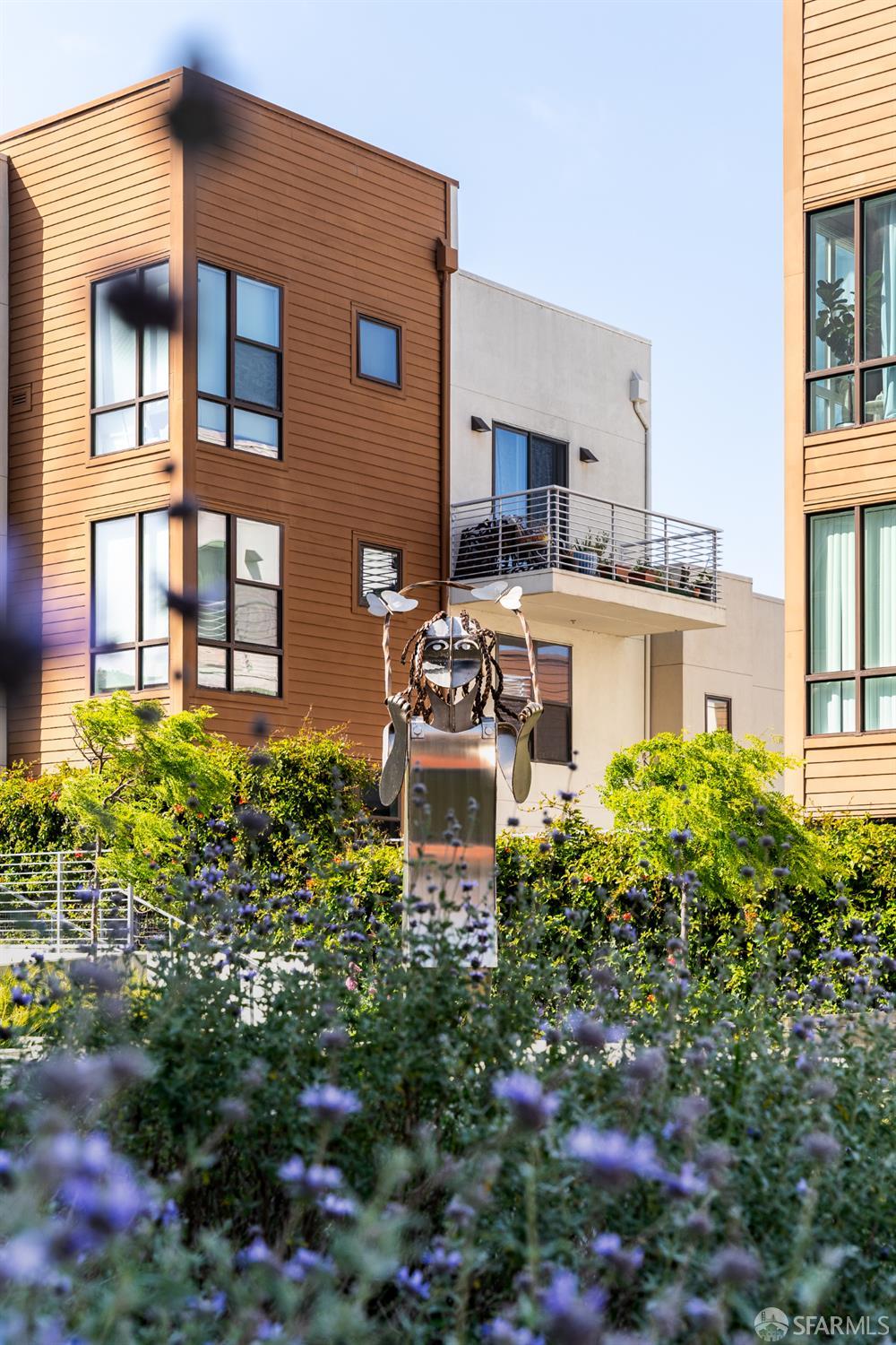 52 Kirkwood Avenue # 416