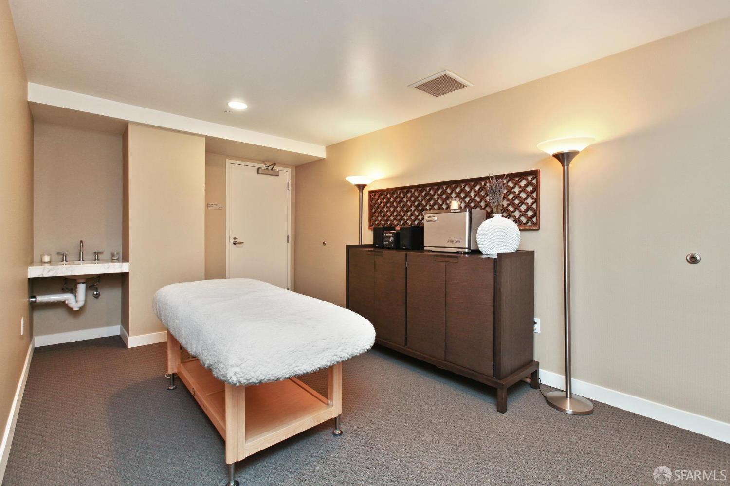 338 Spear Street # 23E
