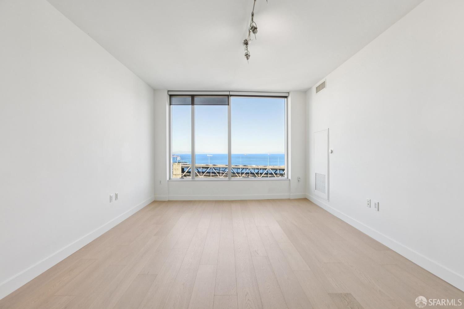 338 Spear Street # 23E