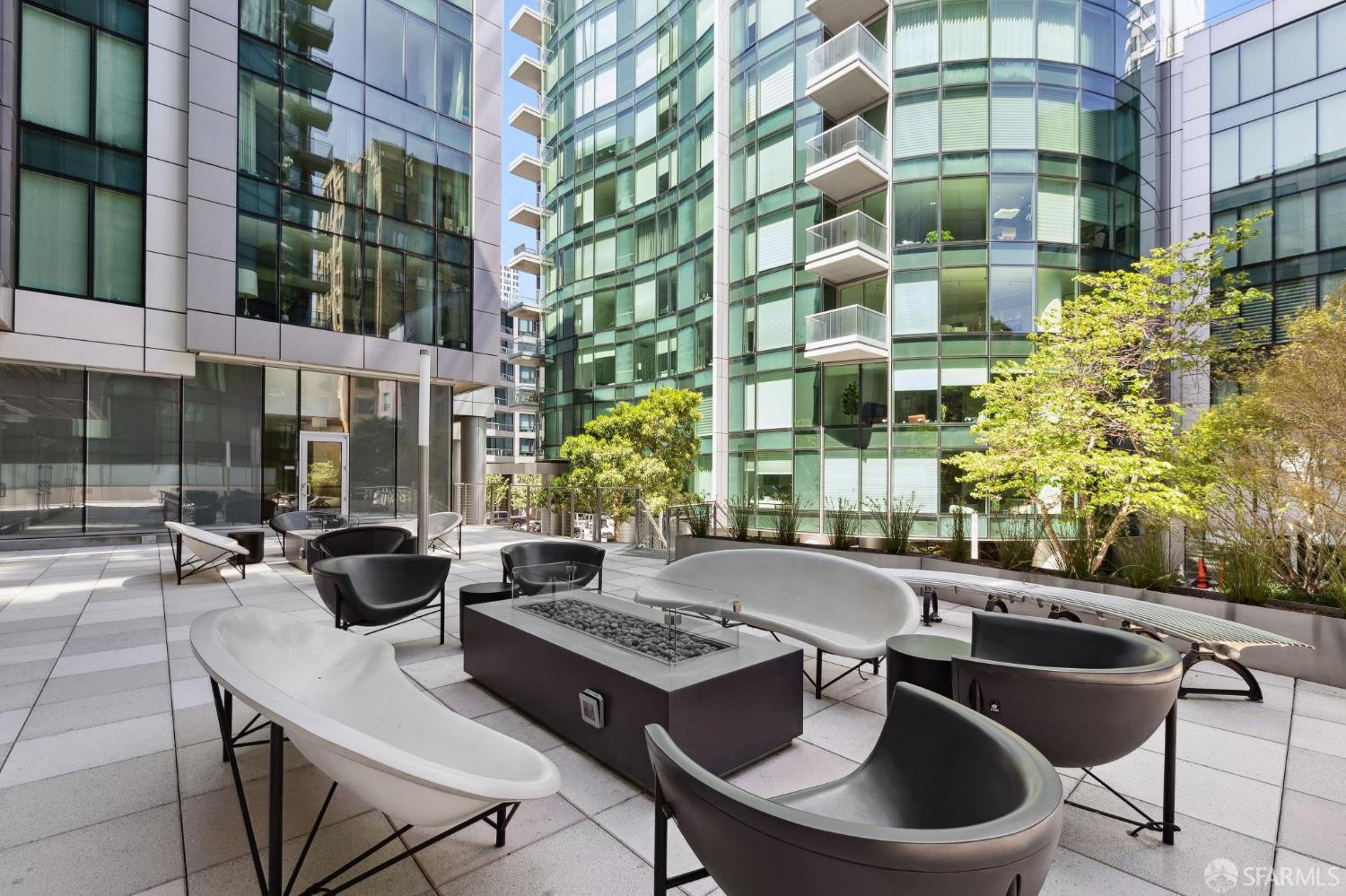 338 Spear Street # 23E
