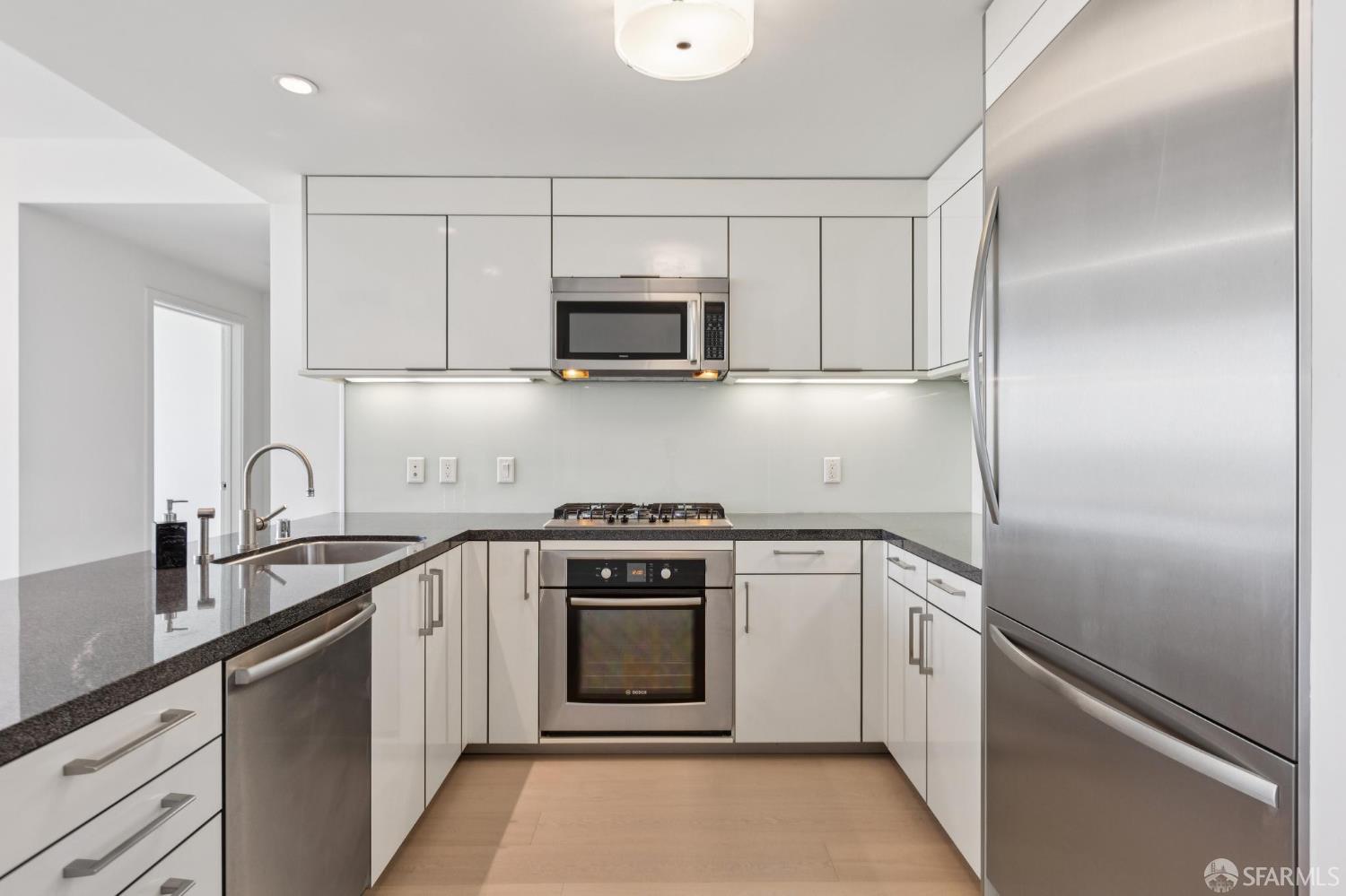 338 Spear Street # 23E
