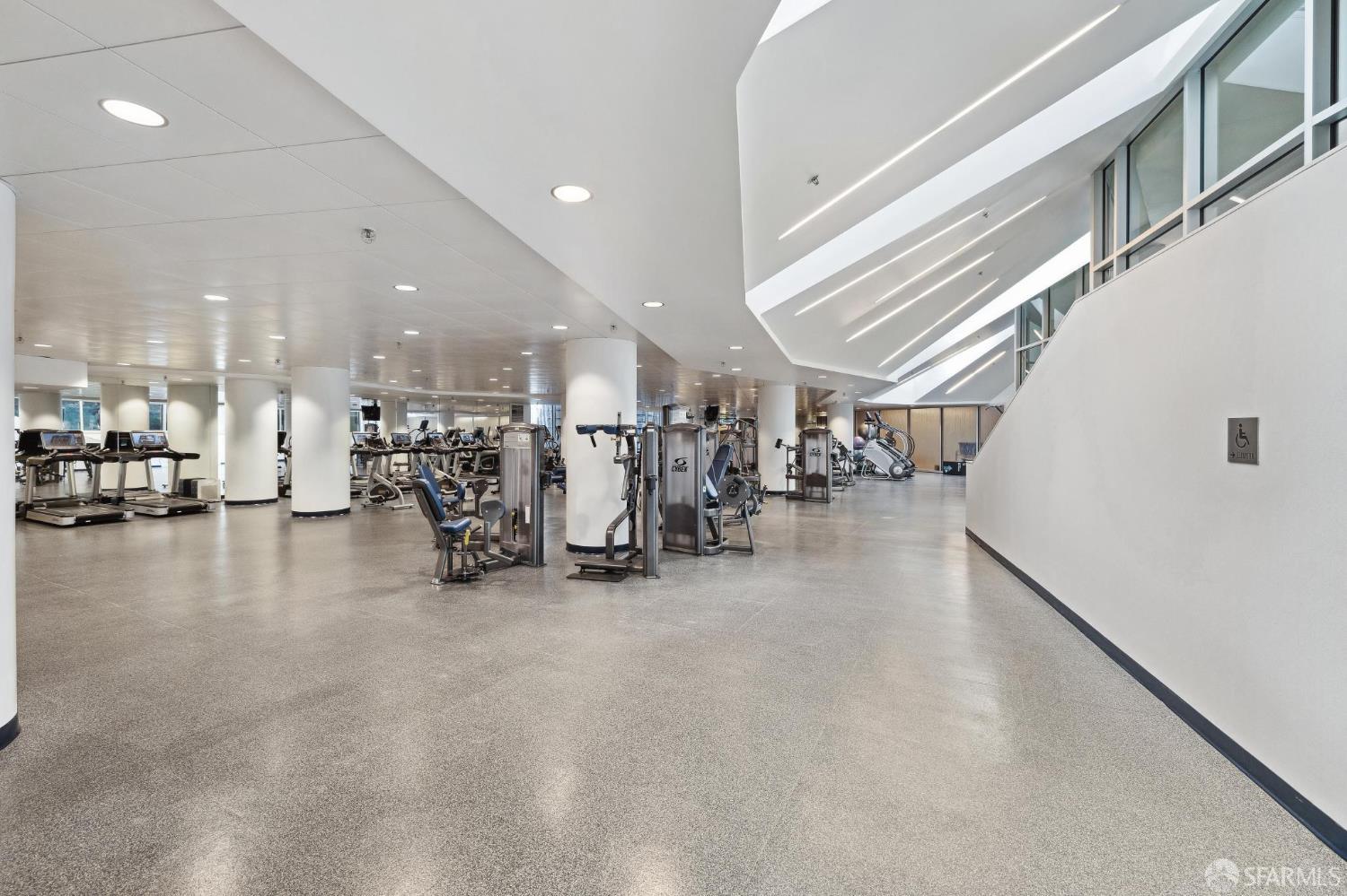 338 Spear Street # 23E