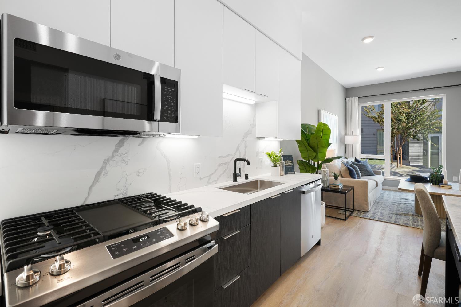 52 Kirkwood Avenue # 209