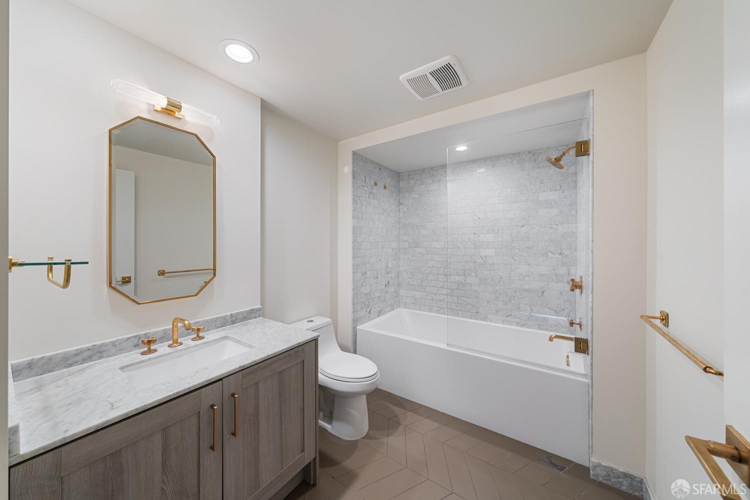401 Harrison Street # 18G