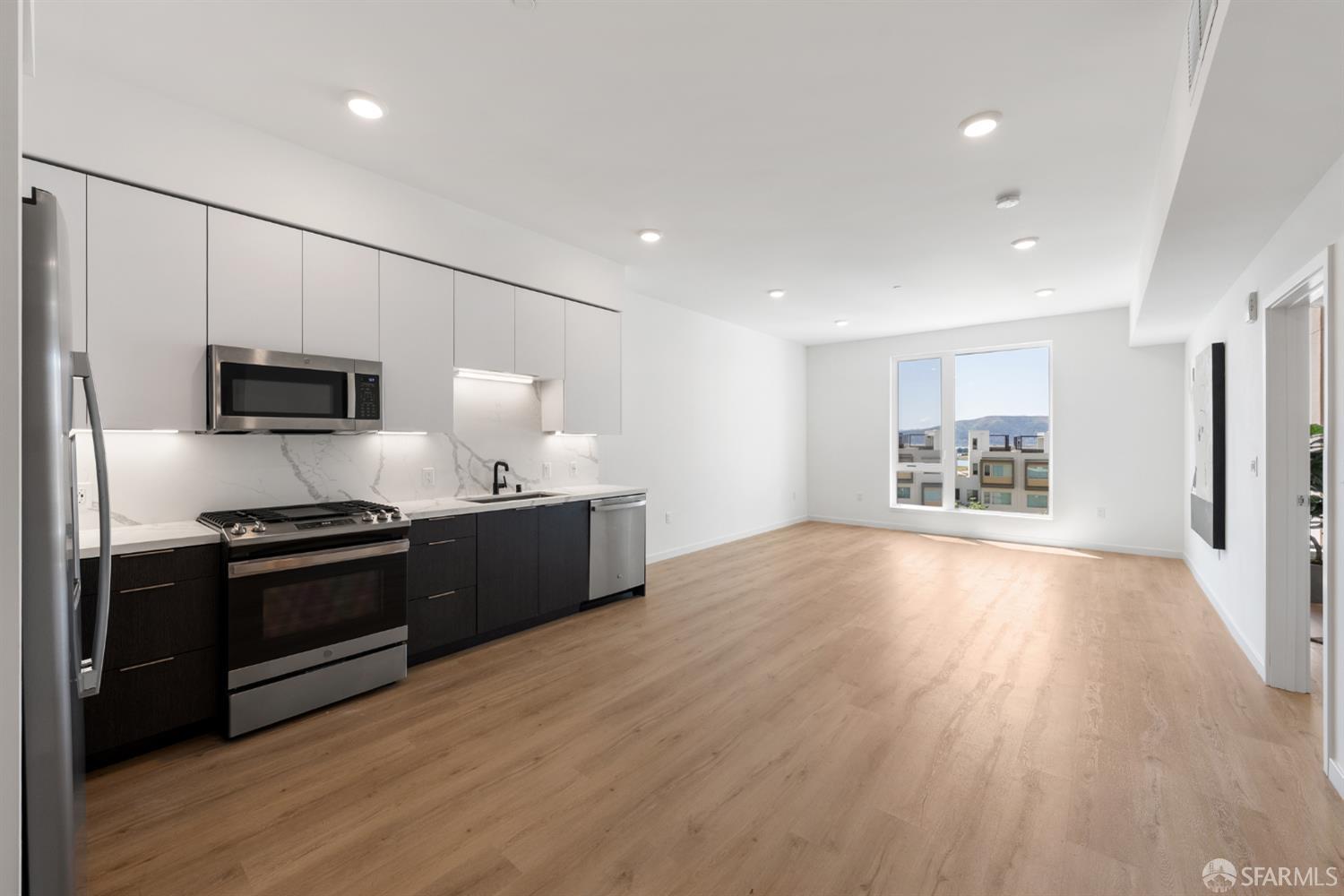 52 Kirkwood Avenue # 219