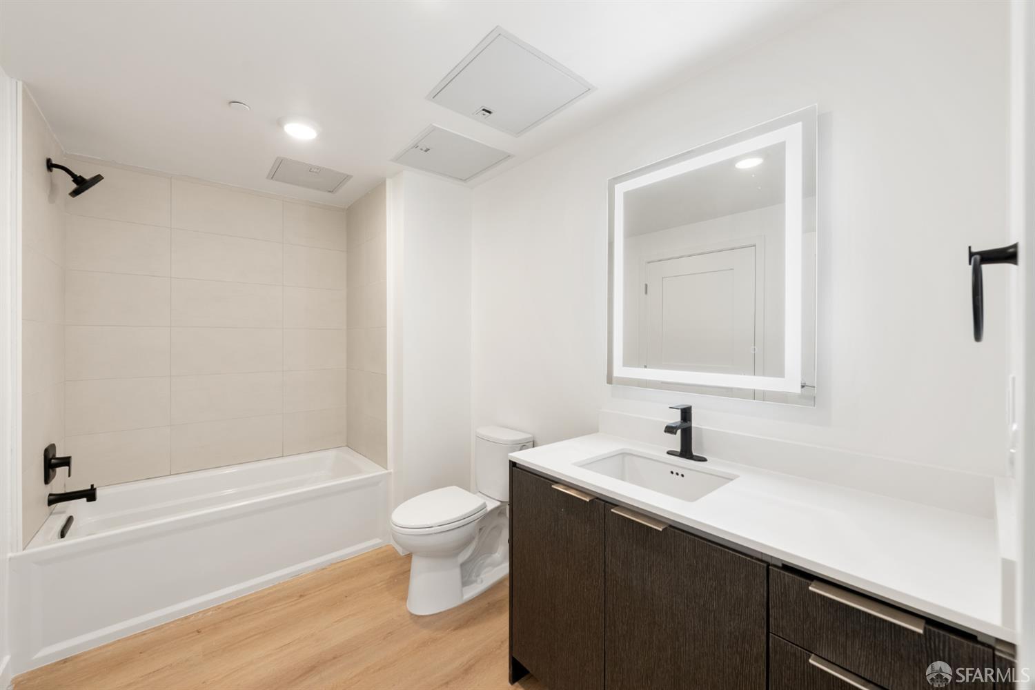 52 Kirkwood Avenue # 219