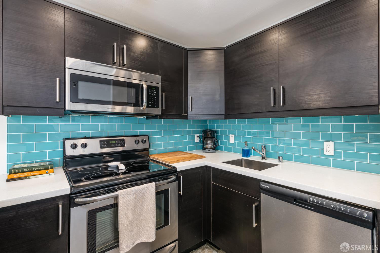 5 Embarcadero W Street # 120