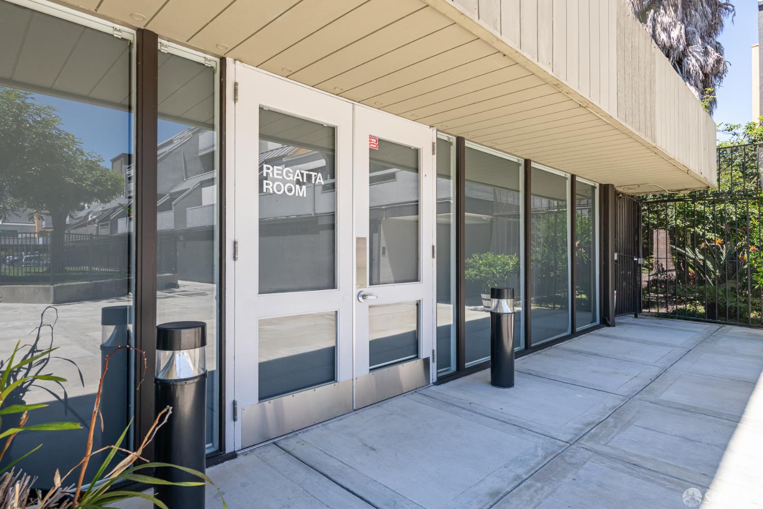 5 Embarcadero W Street # 120