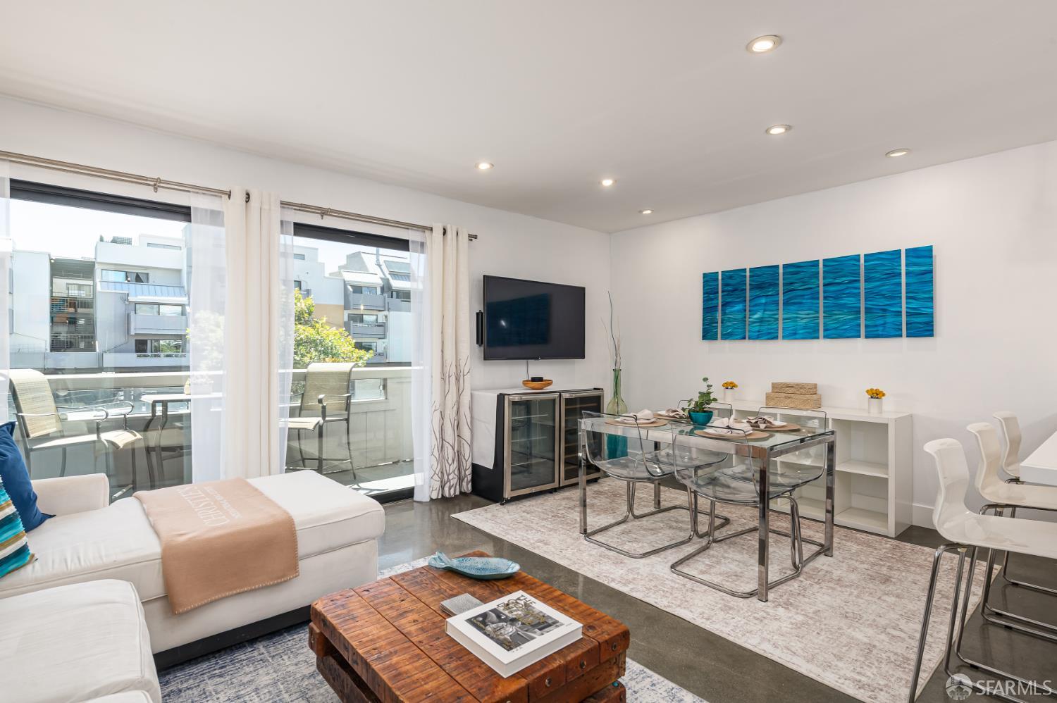 5 Embarcadero W Street # 120