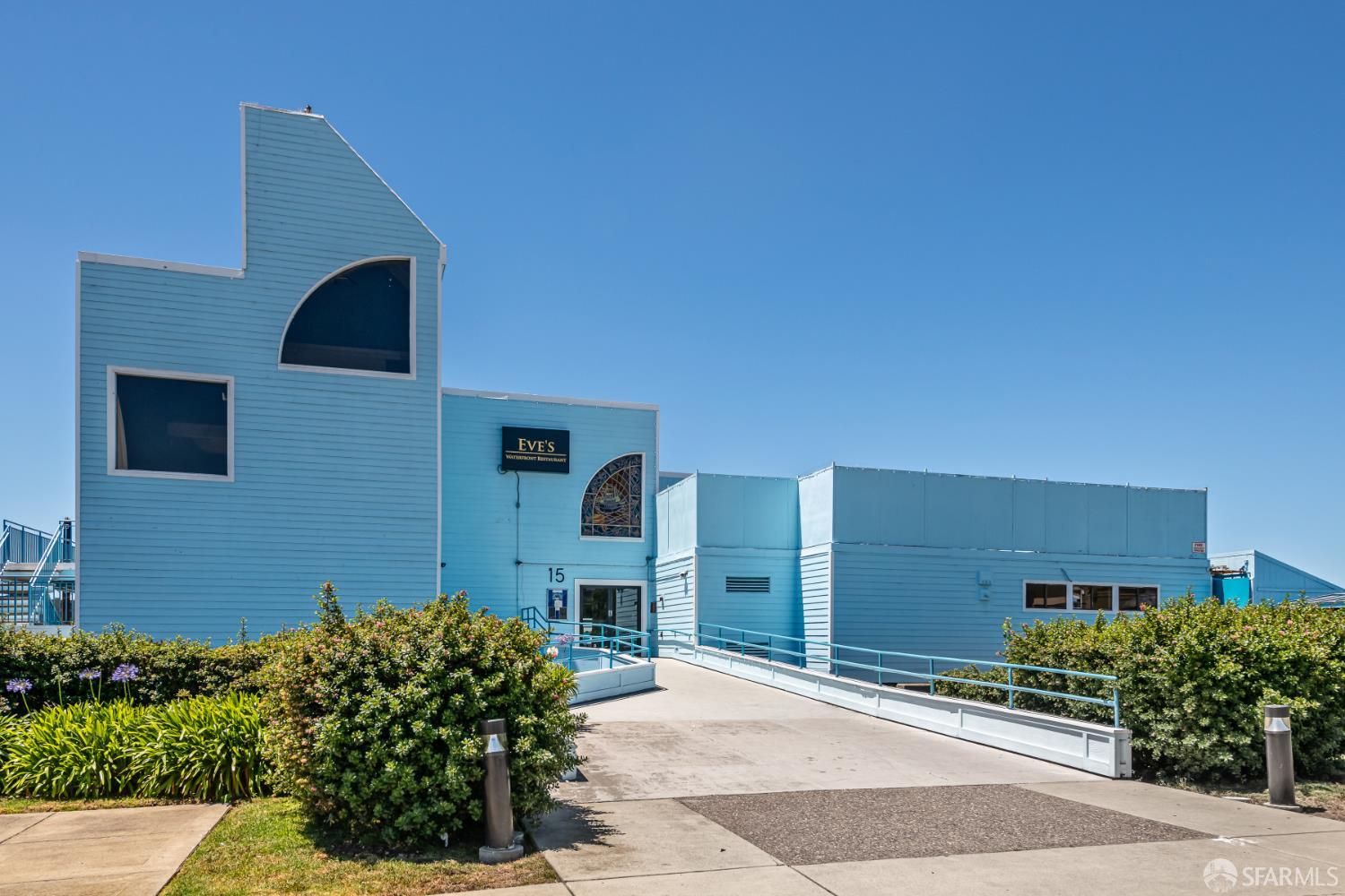 5 Embarcadero W Street # 120