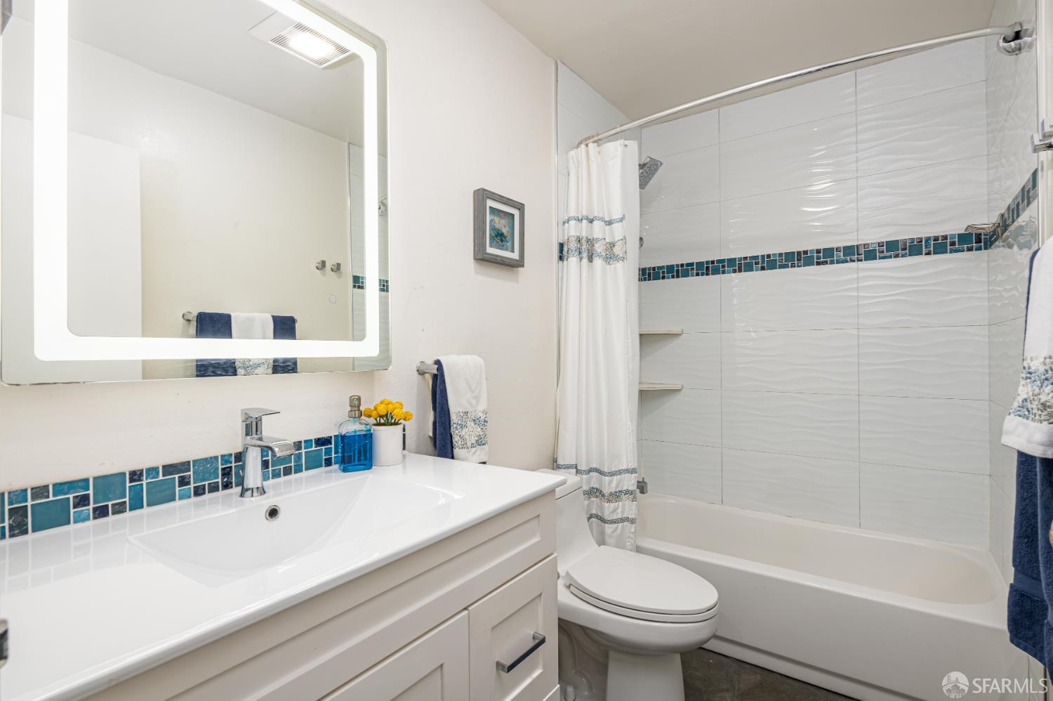 5 Embarcadero W Street # 120