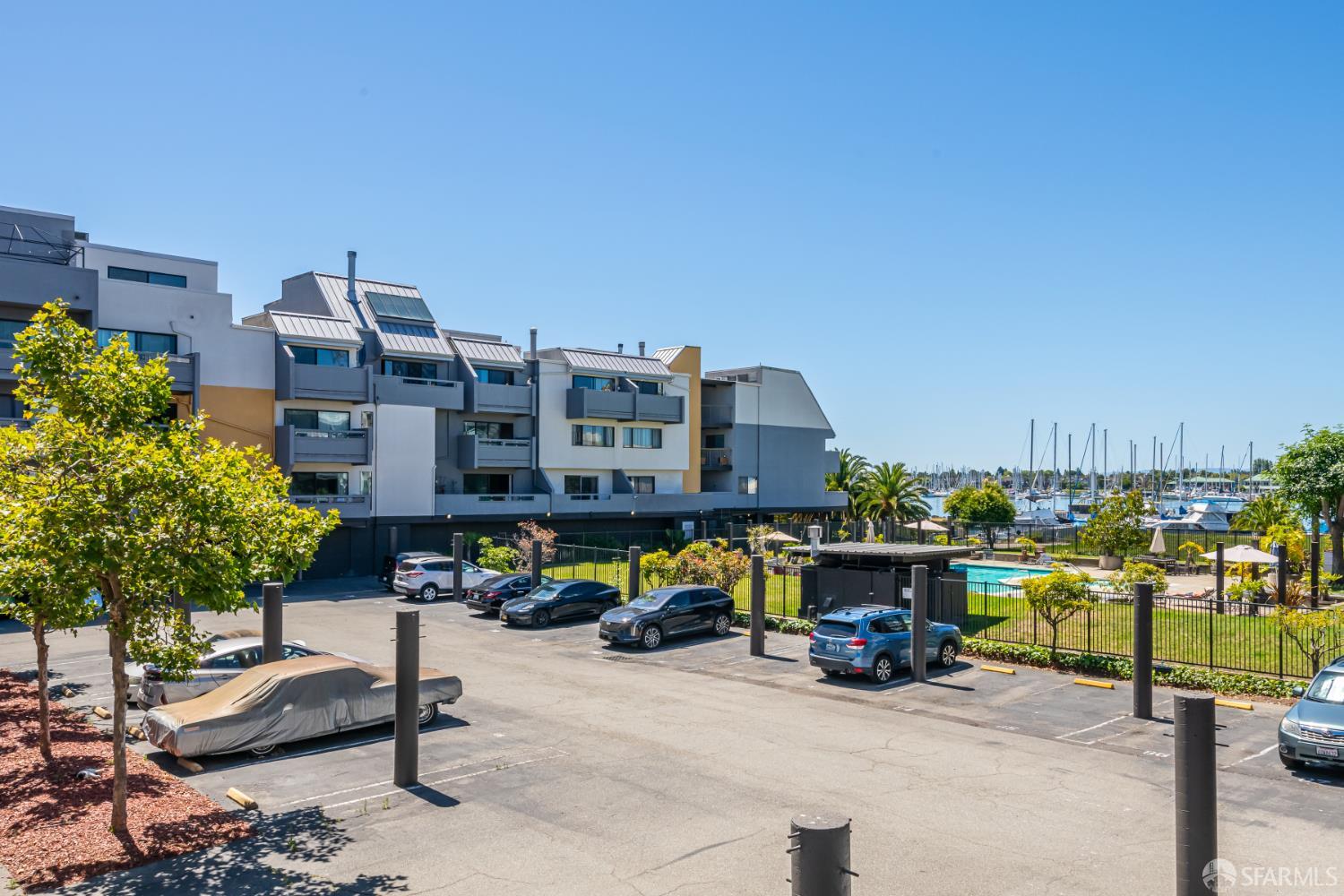 5 Embarcadero W Street # 120