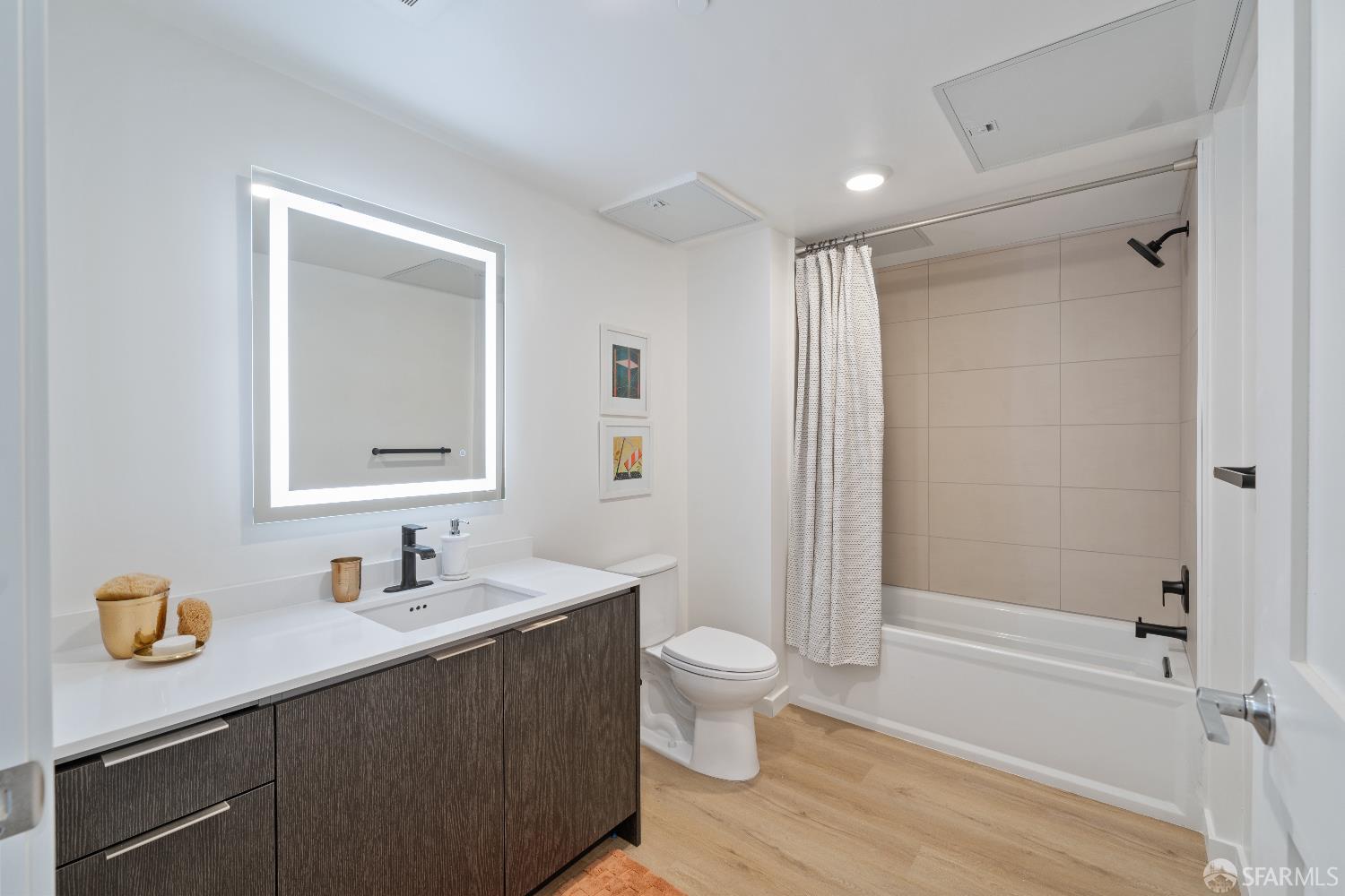 52 Kirkwood Avenue # 323