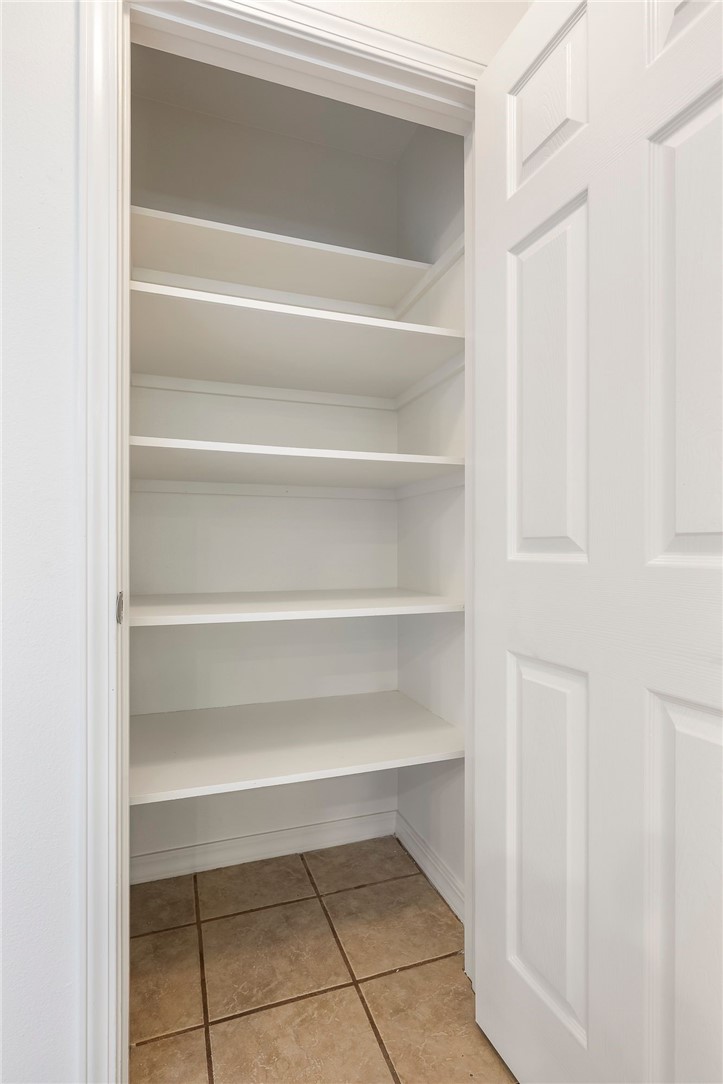6 Laxton Lane