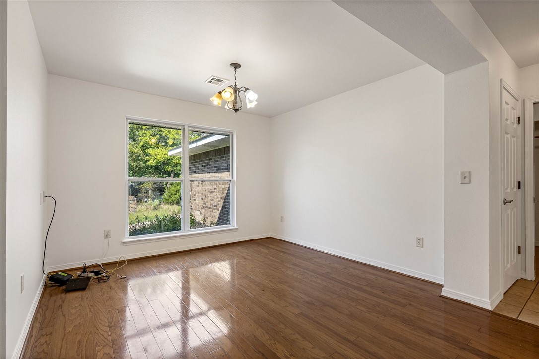 6 Laxton Lane