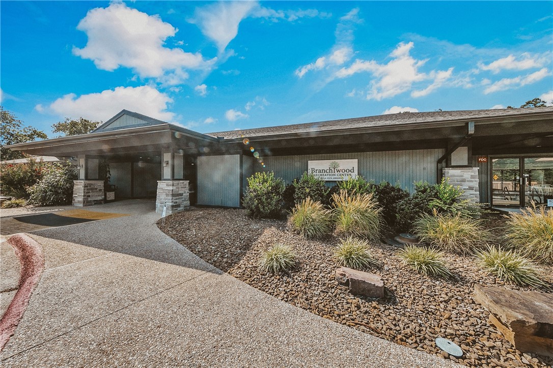 4 Prestwick Lane