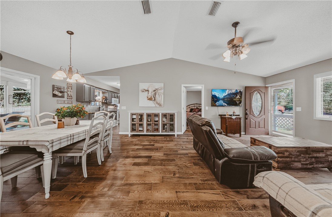 4 Prestwick Lane