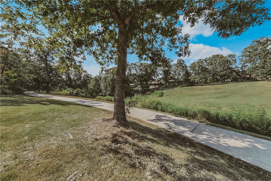 4 Prestwick Lane