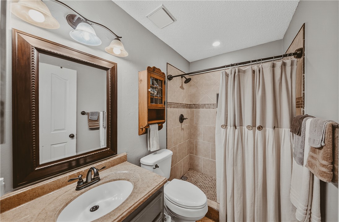 4 Prestwick Lane