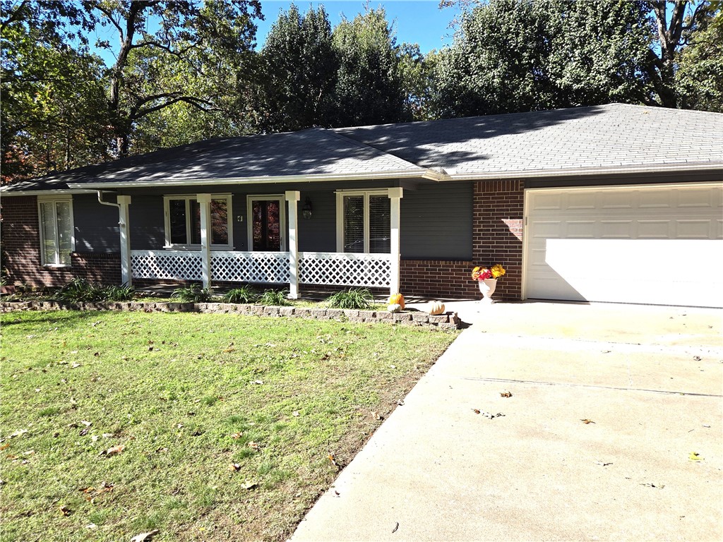4 Prestwick Lane