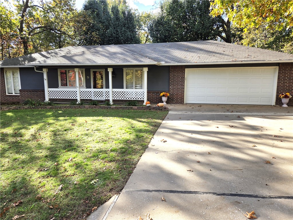 4 Prestwick Lane