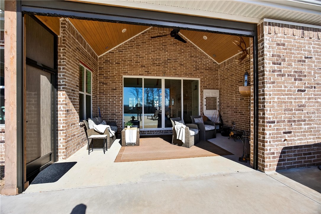1455 River Point