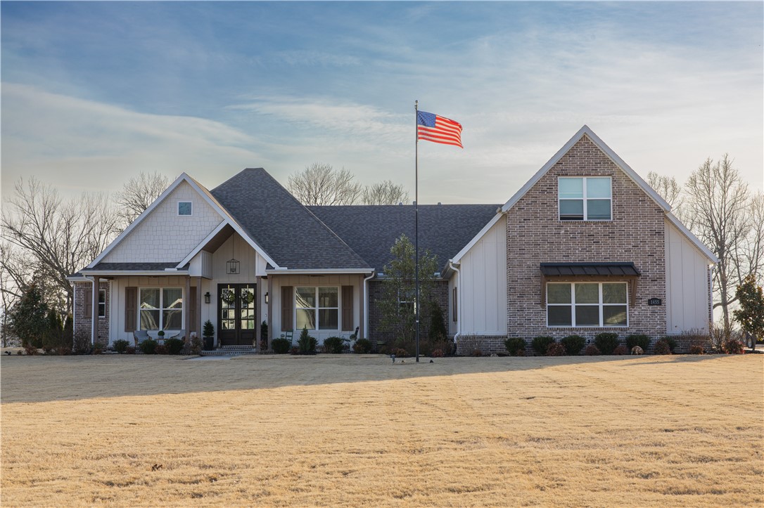 1455 River Point