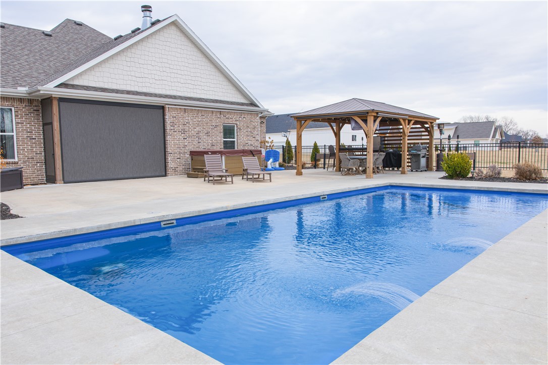 1455 River Point