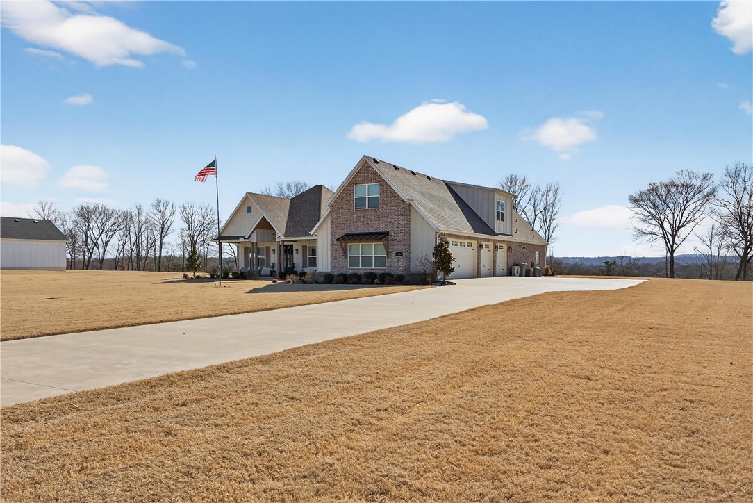 1455 River Point