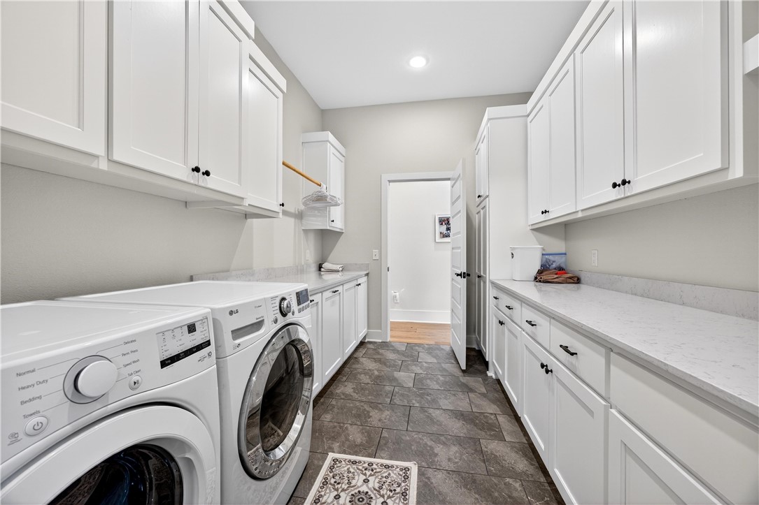 1455 River Point