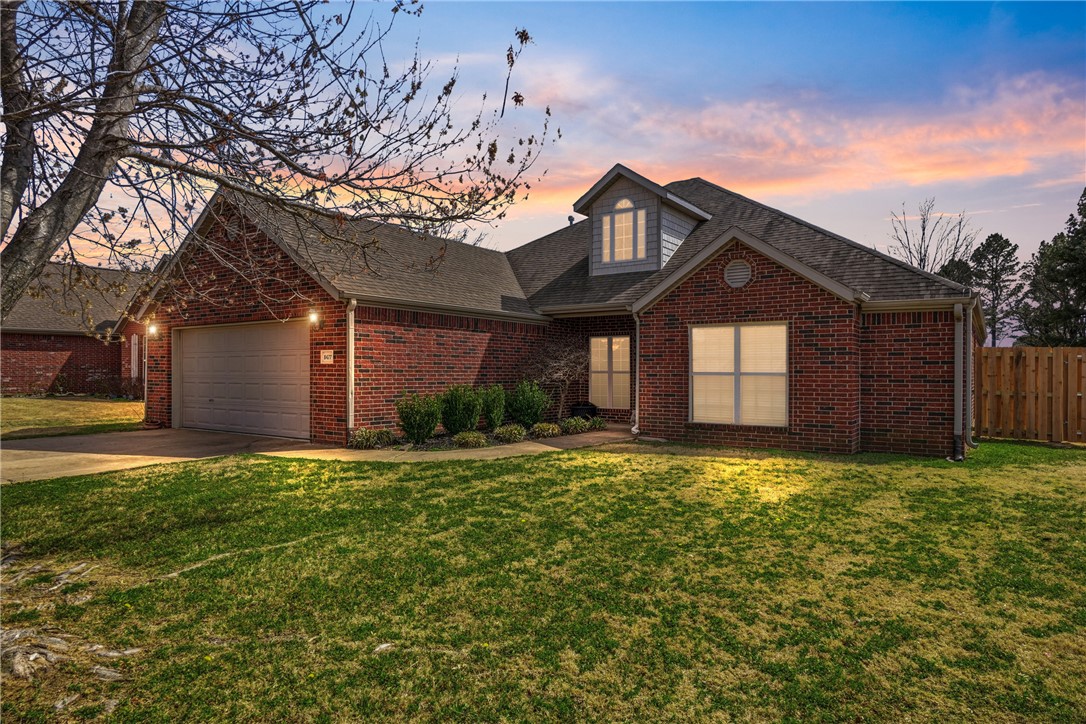 8477 W Vista Terrace Drive