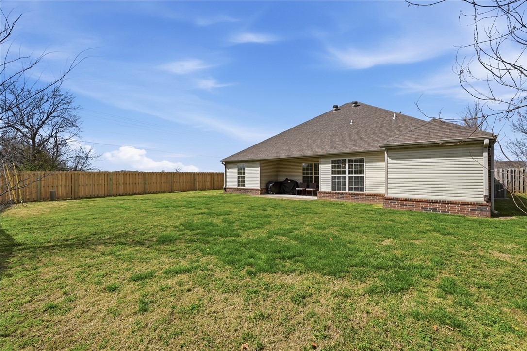 8477 W Vista Terrace Drive